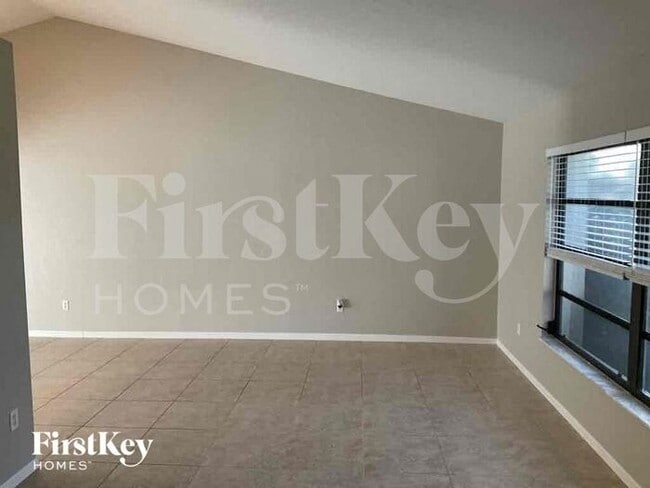 Photo - 18130 Lake Worth Blvd House