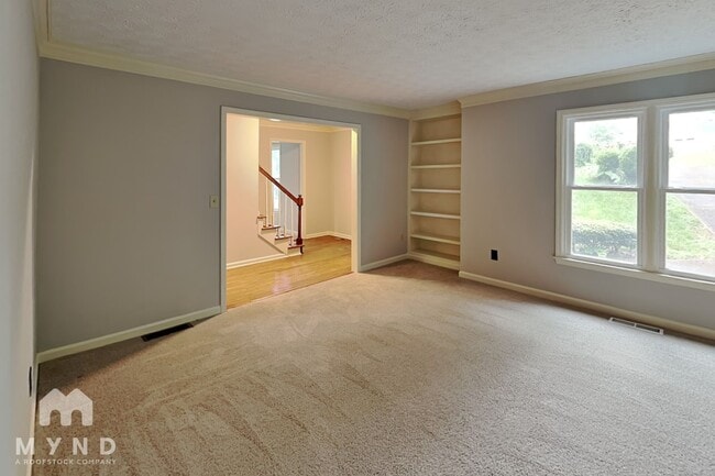 Photo - 4915 Willow Ln