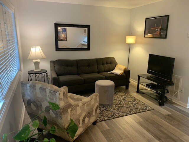 Photo - 807 W Trinity Ave Unit 110