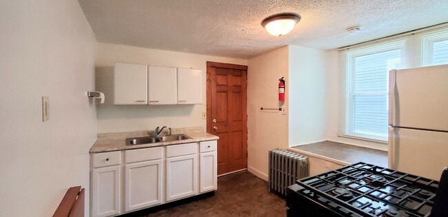 Photo - 414 Oneida St Unit 1UPPER