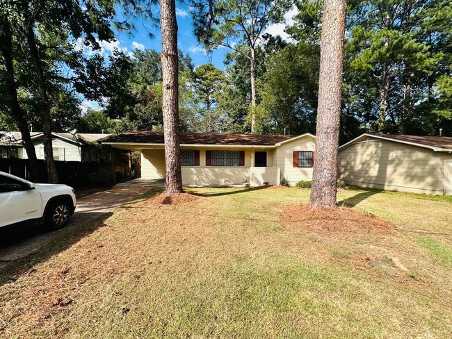 722 Myrtlewood Dr