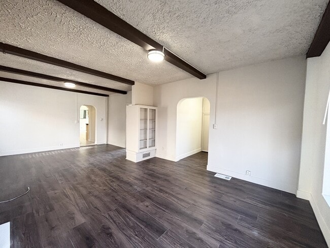 Photo - 1395 S 900 E