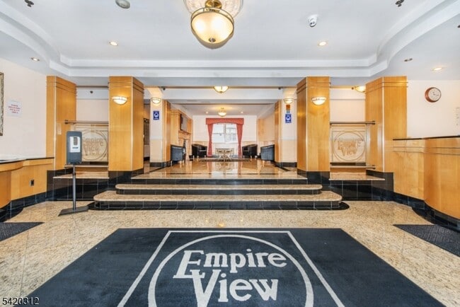 Photo - 70 S Munn Ave Unidad 212