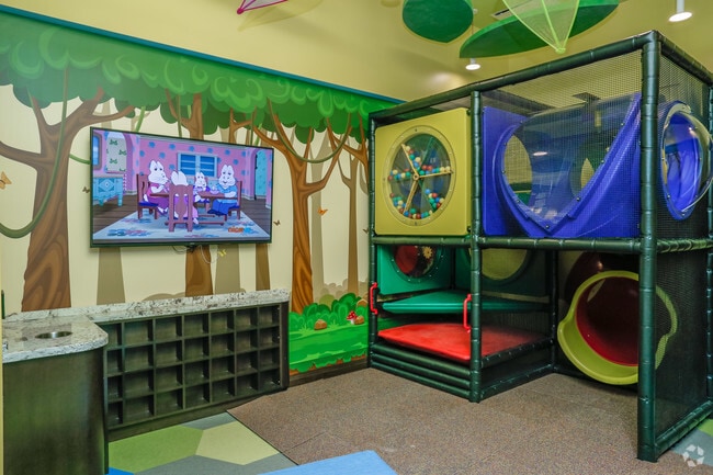 Interior Photo - Market Square Tower