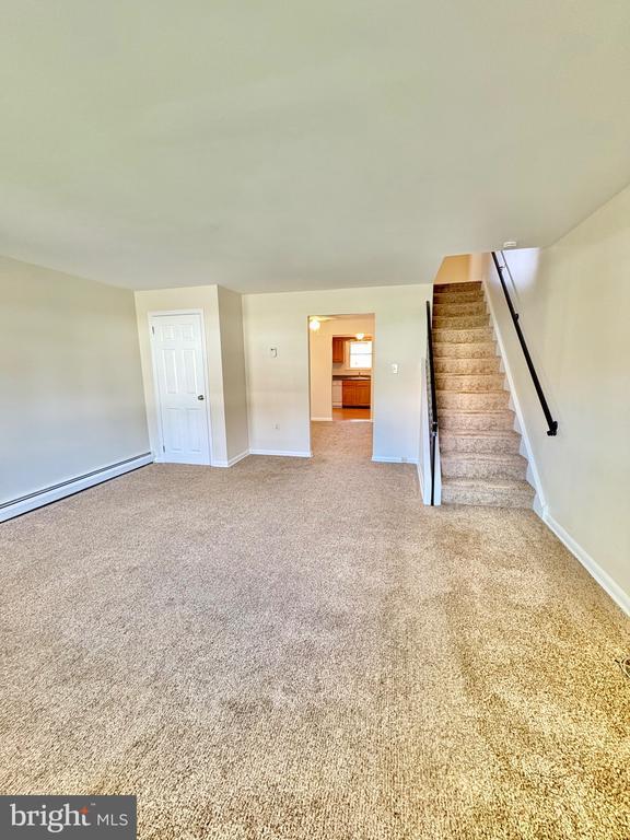 Photo - 241 E 10th Ave