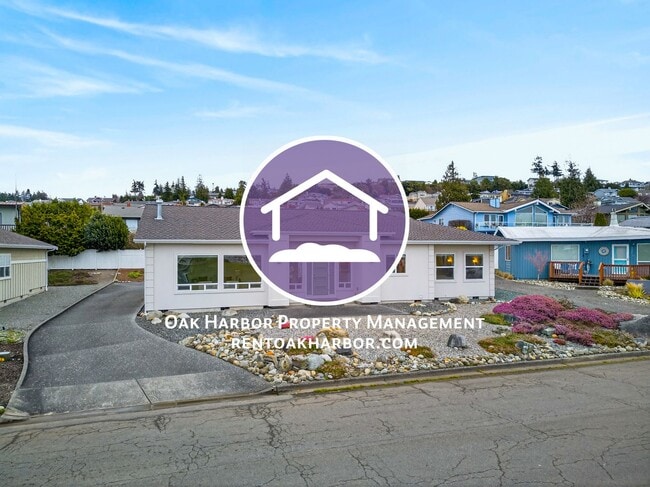 Building Photo - 5208 Doon Way