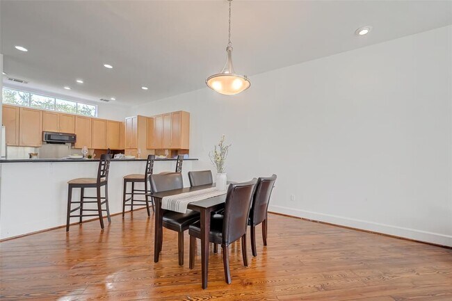 Photo - 2602 Washington Ave Unit C