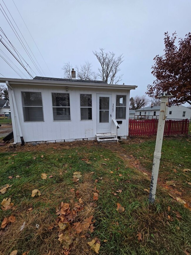 Photo - Charming 1 Bedroom Home – Fresh Updates! | $700/Month