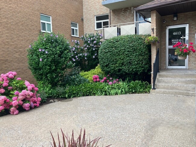 Photo - Portage Place