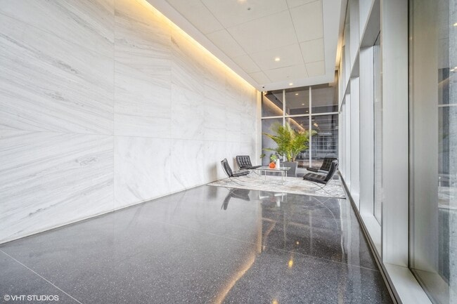 Photo - 9715 Woods Dr Unidad 505