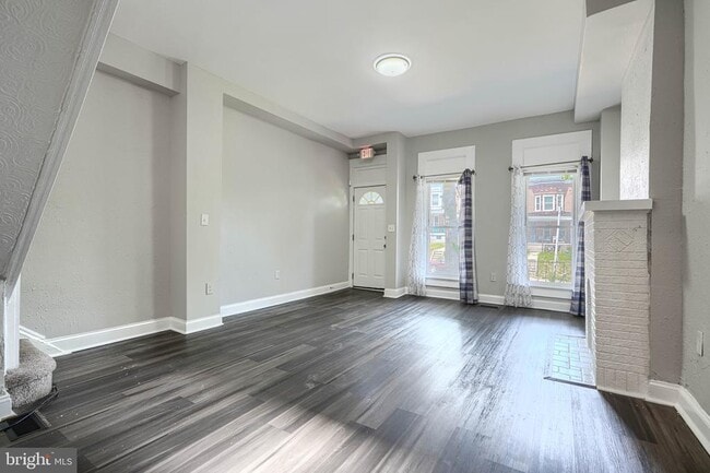 Photo - 2917 Clifton Ave
