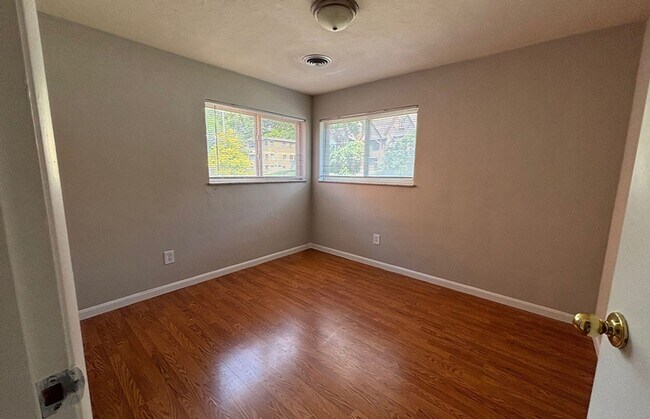 Photo - 545 Lowell Ave Unit 545-05