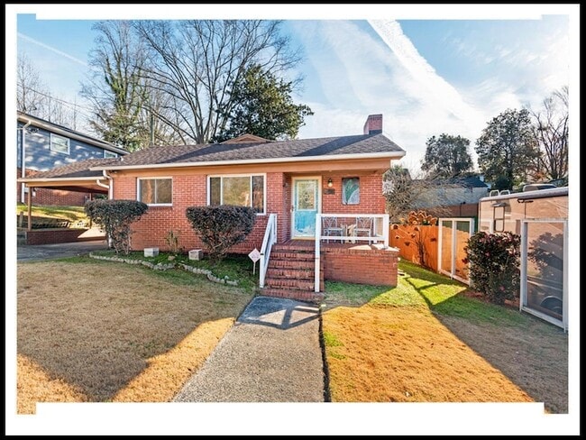 Building Photo - 112 E Lawson St