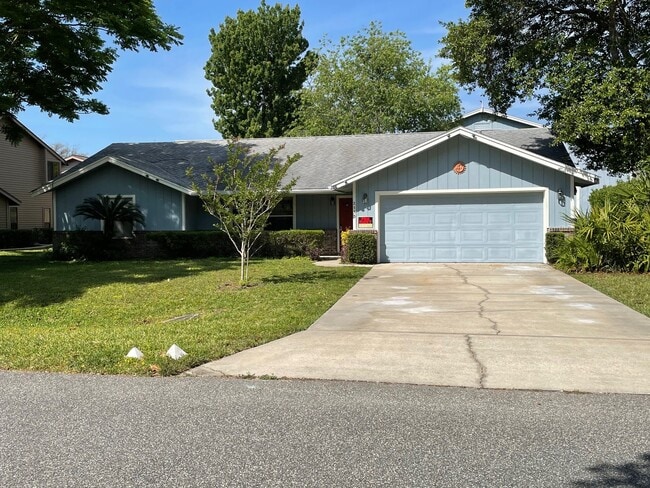 Building Photo - 2533 Tail Spin Trail