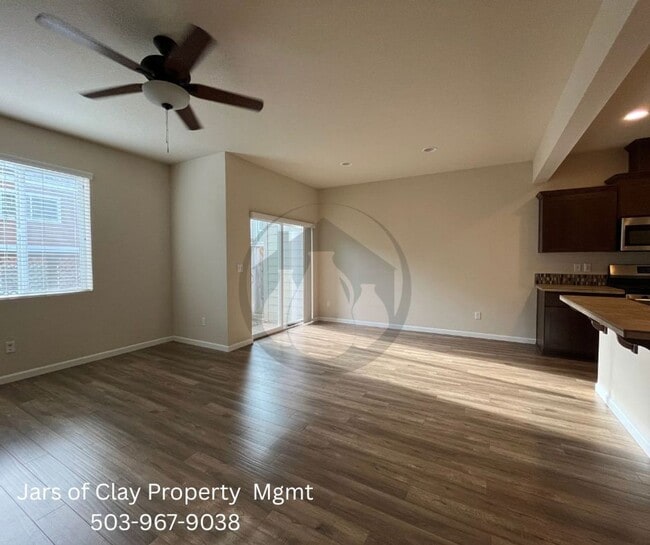 Photo - Great South Salem Townhouse- Move in Ready