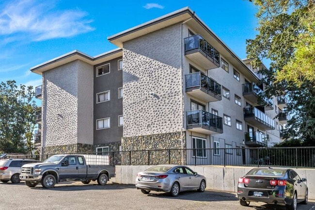 Don Quadra Apartments