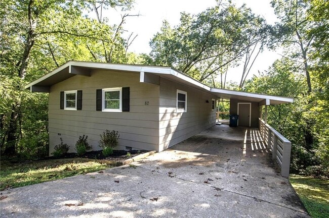 Photo - 82 Bosworth Cir