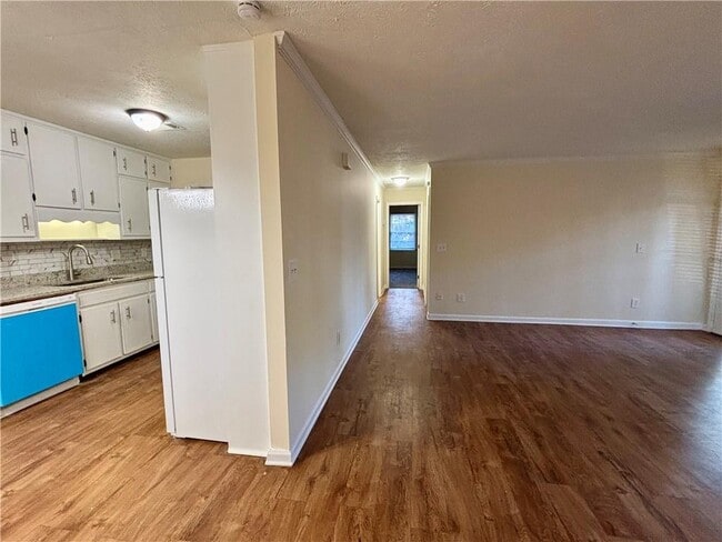 Photo - 1579 Harbins Rd NW