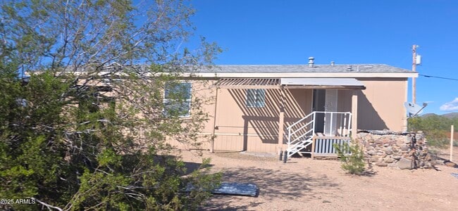 Photo - 2209 E Carriage Dr