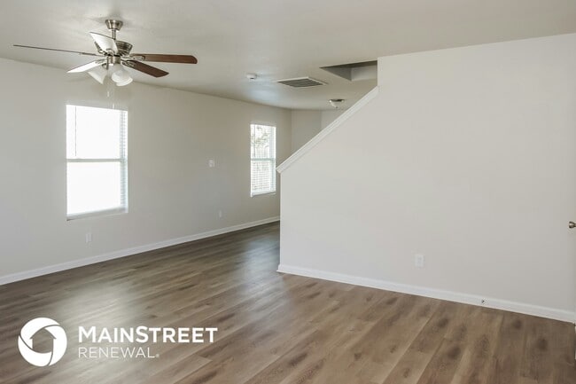 Photo - 129 Elmhurst Dr