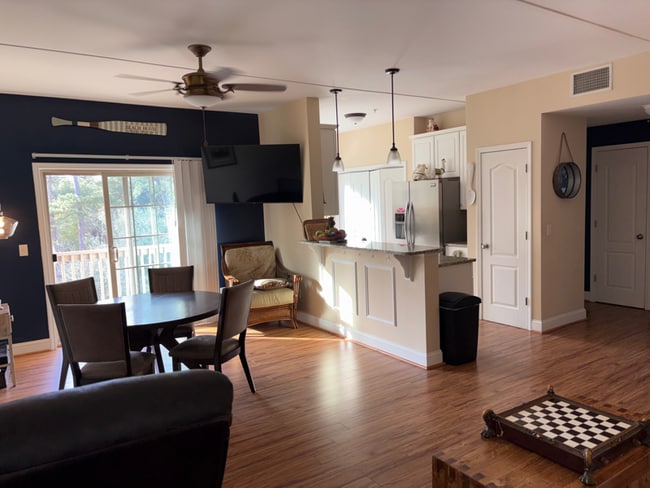 Photo - 119 Covil Ave