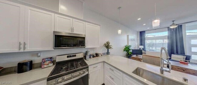 Building Photo - 10118 Serenity Star Wy Rental