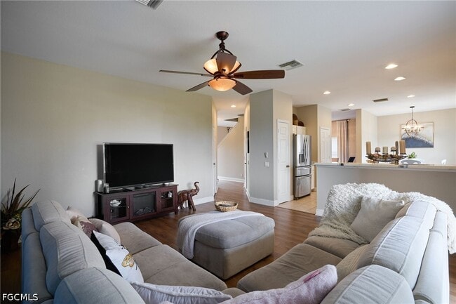 2059 Willow Branch Dr
