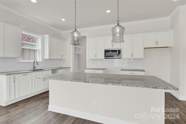 Building Photo - Lot 41