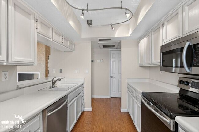 Photo - Bright and Modern 1Bdm 1Ba Condo Near Downtown Scottsdale! Unit 309
