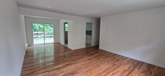 Photo - 153 Vernon Valley Rd