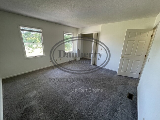 Photo - 328 Olive St