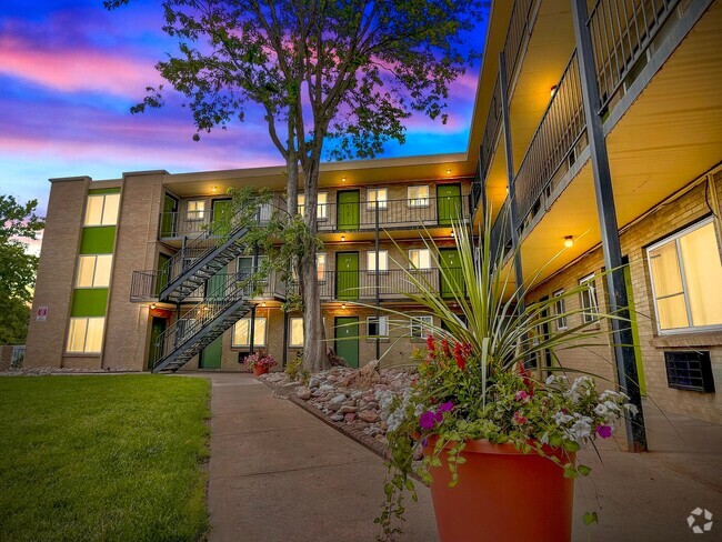Property Exterior - Parkside at Lowry Rental