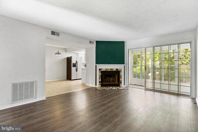 Photo - 9240 Caspian Way Unit 201