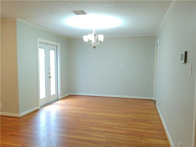 522 Pasadena Pl
