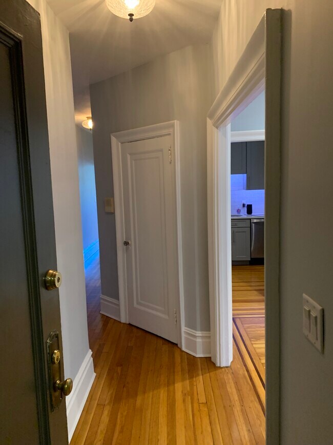 1000 Hudson St Condo Unit 307 Condo for Rent in Hoboken, NJ