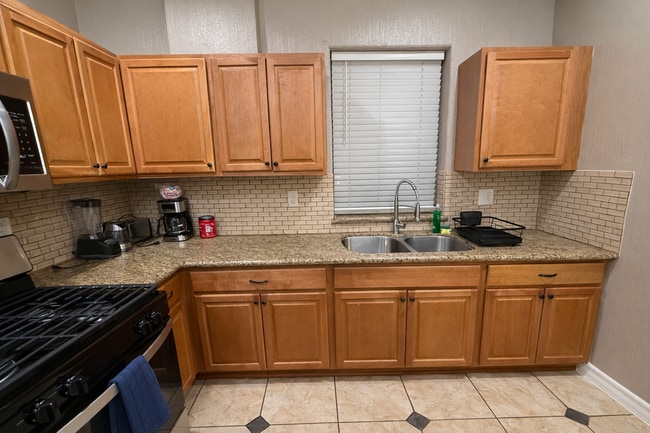 Photo - 1014 Brown St Unidad 1014 Brown St A