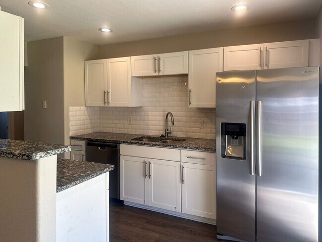 Photo - 4 Bedroom / 2.5 Bath Home