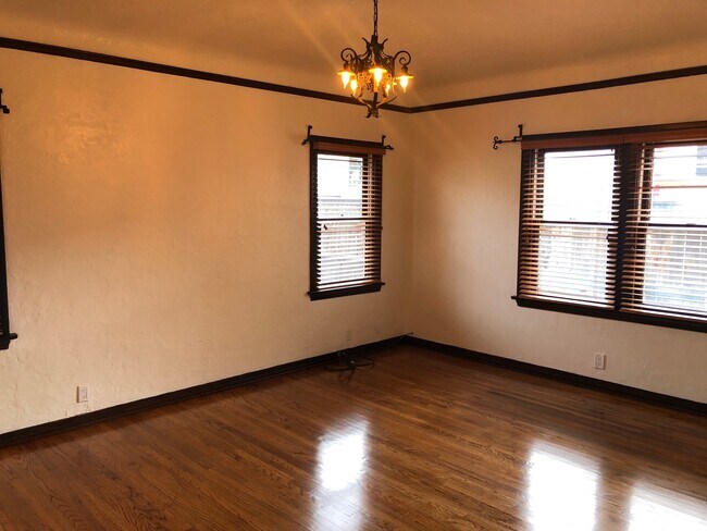768 Orizaba Ave