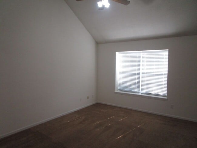 Photo - 3505-3507 La Mesa Dr. Unit 3505 La Mesa Dr.