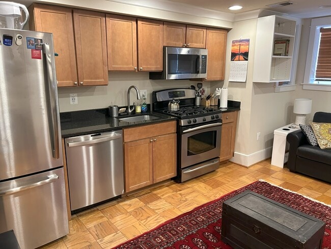 Building Photo - 703 6th St NW Unit One Rental