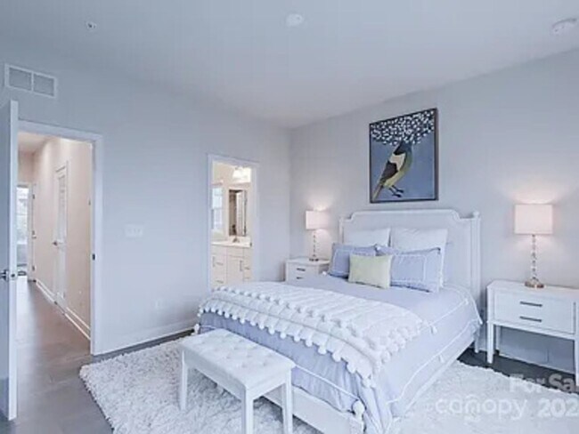 Photo - 317 Music Hall Wy