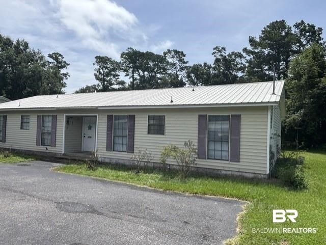 Building Photo - 6392 Schoel Ln