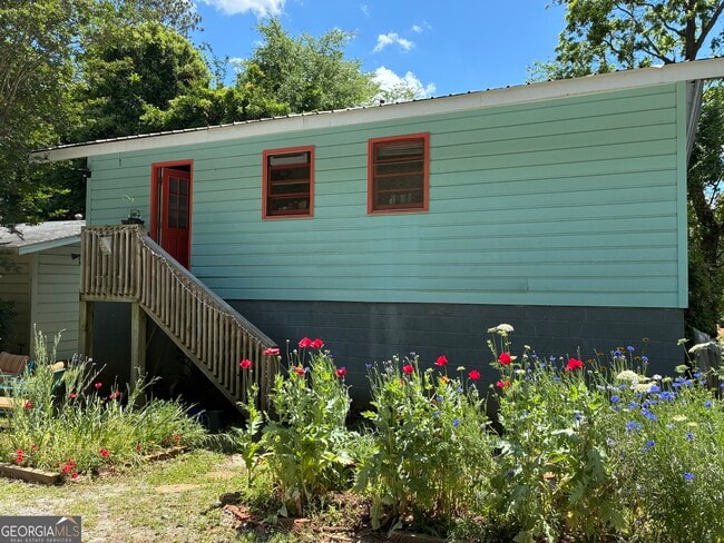 Building Photo - 152 Buena Vista Ave