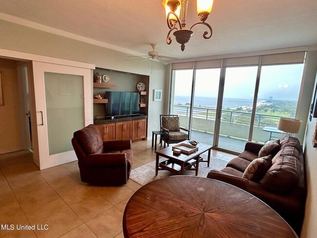 Photo - 2060 Beach Blvd Unit 901