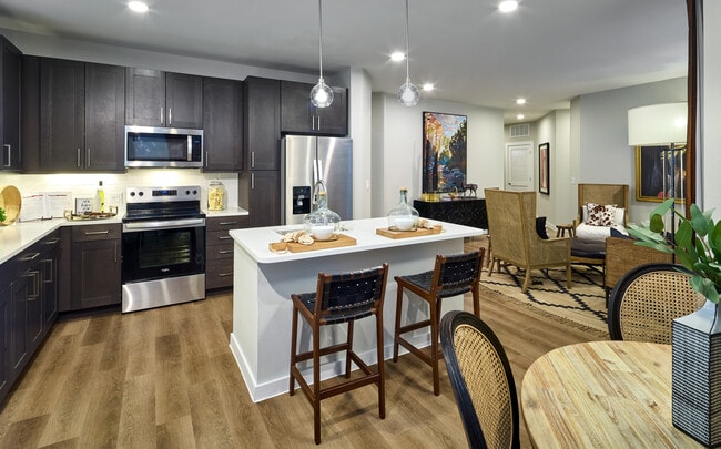 Avenida Carrollton