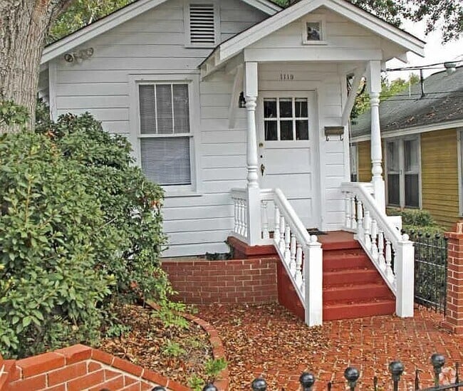 Building Photo - 1110 Darlington St Rental