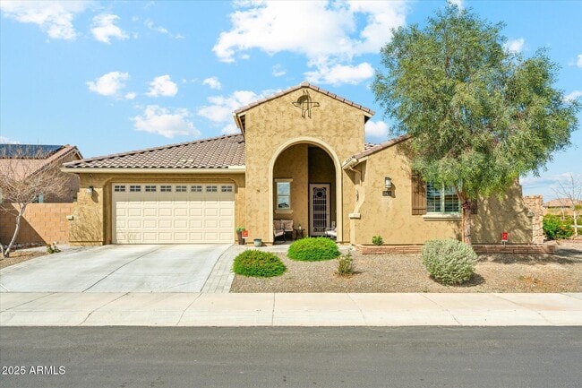 Photo - 18438 W Brookwood Dr House