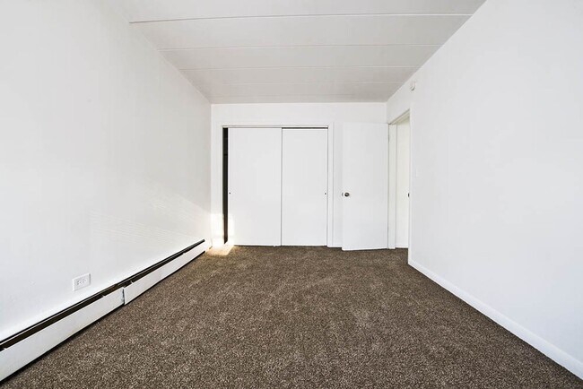 12507 S Ashland Ave
