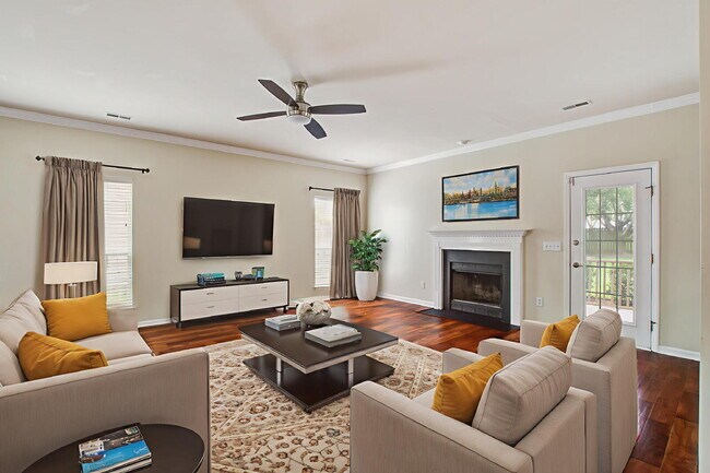 Photo - 5421 Red Tip Ln