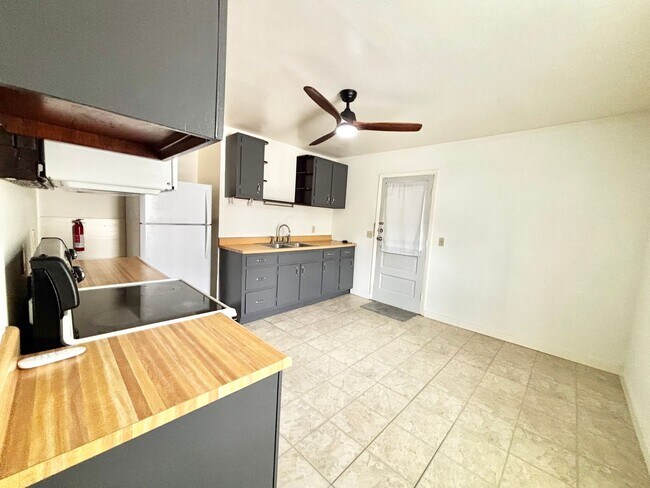 Photo - 307 Mulberry Ln